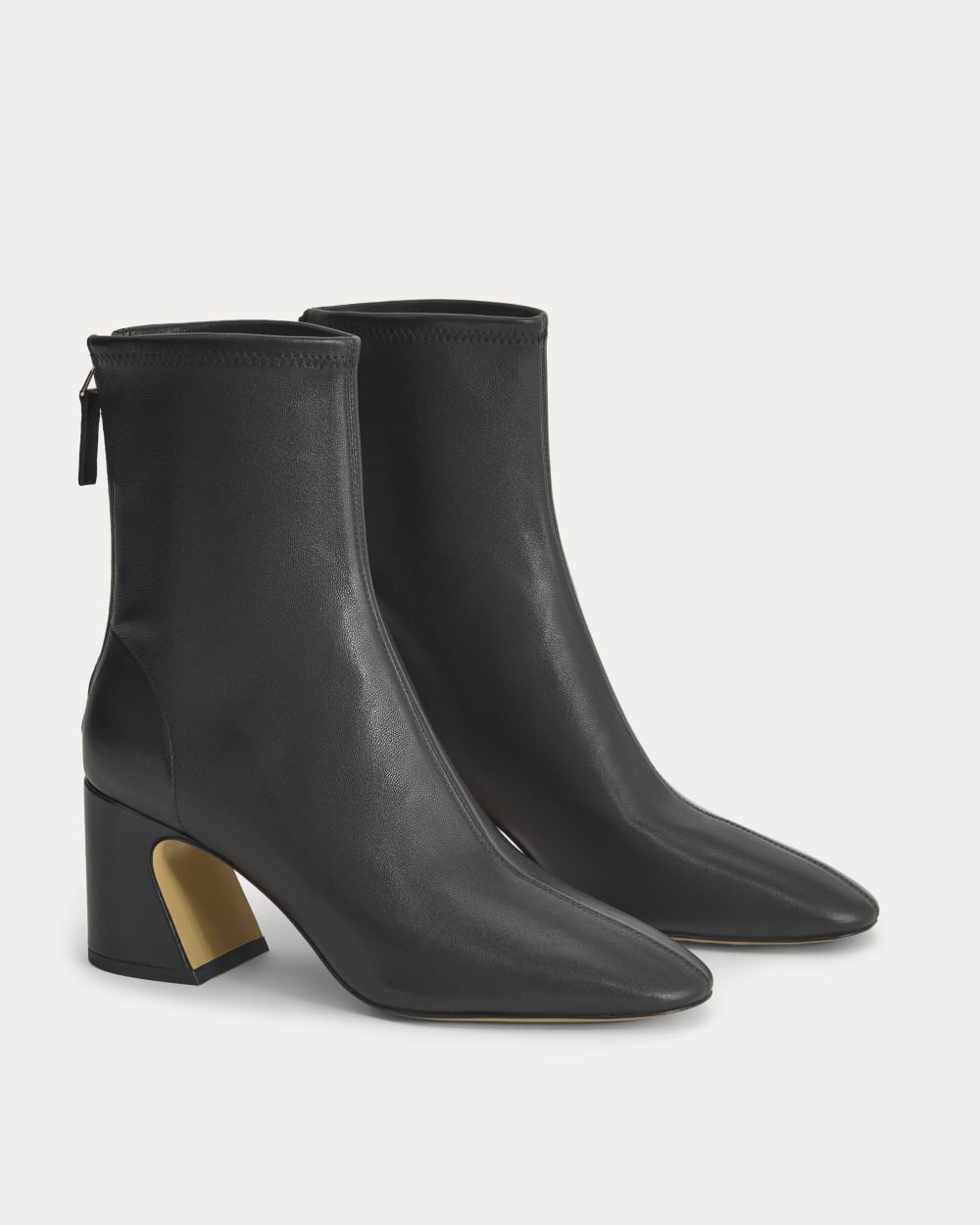Leather Curved-Heel Boot | Black