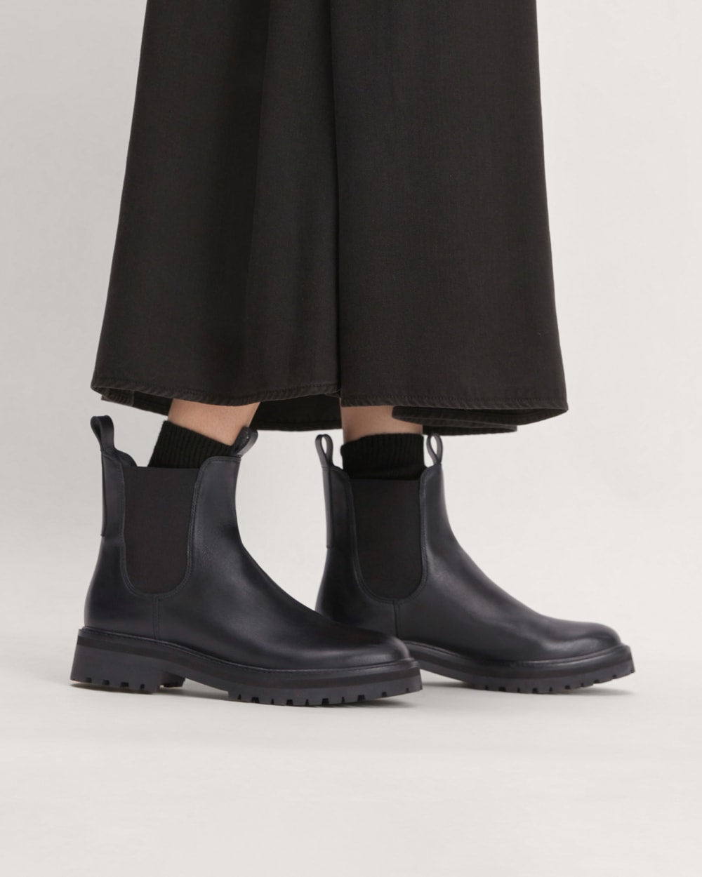 The Lug Chelsea Boot | Black
